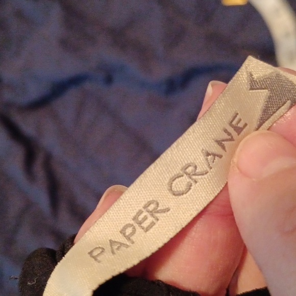 🍭🌺Black Sleeveless Button-Up Top - Picture 7 of 9